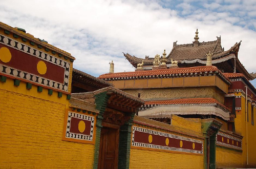 黃南州隆務(wù)鎮(zhèn)城鎮(zhèn)供水改擴(kuò)建水廠(chǎng)